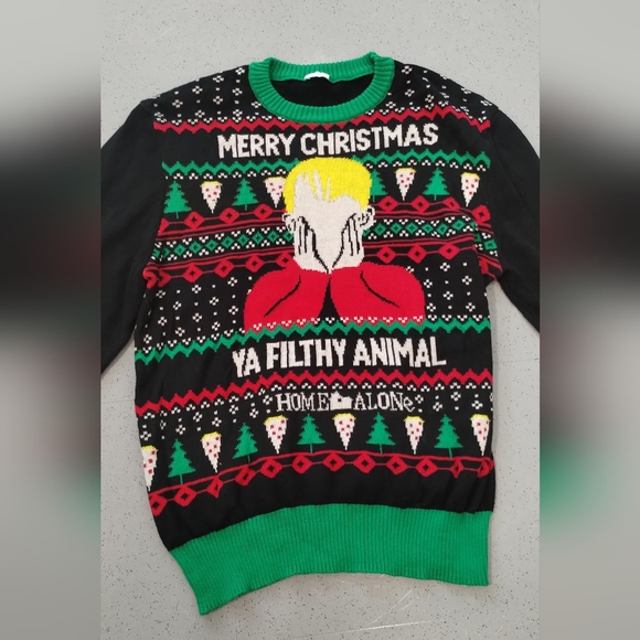 •Home Alone Ugly Christmas Sweater ya filthy animal Long Sleeve no size tag - Picture 6 of 12